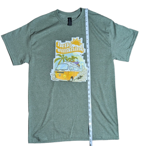 Hello Sunshine -Van on Beach - Green Graphic T-Shirt - Size M - NWOT Summer Fun - Picture 2 of 7